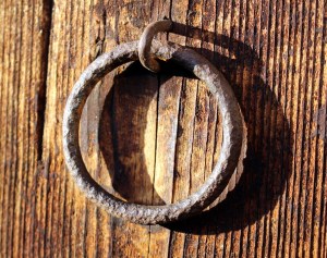 metal-ring-1152237_960_720
